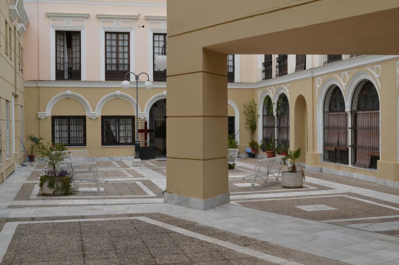 Sherryflat Caballeros - Parking Jerez de la Frontera Bagian luar foto